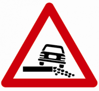 Indicator rutier  Acostament periculos