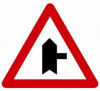 Indicator rutier  Intersecţie cu un drum fără prioritate