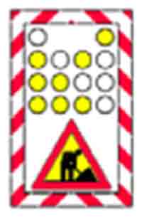 Indicator rutier Semnalizarea unui utilaj care se deplasează lucrând